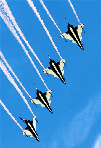 6�ܼt�{(l��n)Ϳ�b�Ě�-10��(zh��n)�C(j��)�v�靊ī����