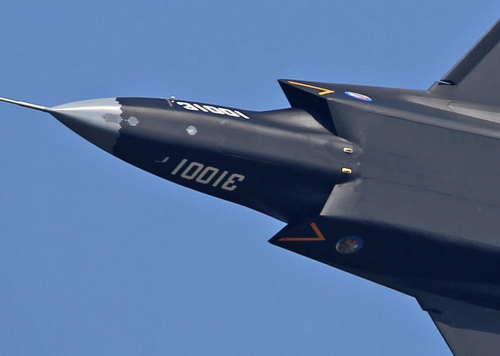 殲31機腹高清照曝光 彈艙門清晰可見 (組圖) 殲31機腹高清照曝光 彈艙門清晰可見 (組圖)