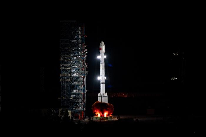 中國成功發射中星10R衛星