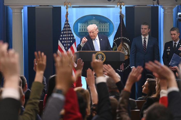 特朗普就伊朗戰事舉行記者會