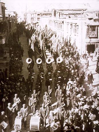 0806.jpg (41730 �ֹ�)