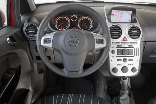 ������Ԓ ��Polo���ȼ����A/�W��Corsa