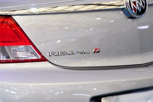 ֲ���\�ӻ������\��ͨ�Äe���¾���2.0T