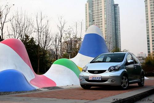 ���ˌ��� ���]�Ŀ�5�fԪ����ʡ�ʹ���܇