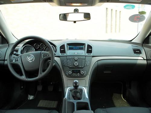 ����߀������1.6L�����b�����l�әC܇��