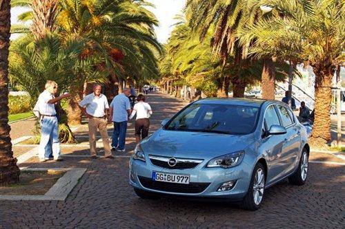 �PԽHRVԭ�� ԇ�{�W��ȫ��Astra 1.4T ��܇(ch��)֮��