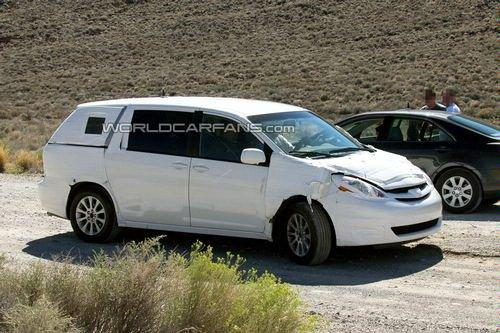 ��12�°l�� 2011���S��Siennaՙ���ع� ��܇֮��