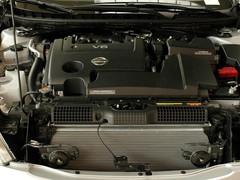 ���þͺ���6��2.0L������������܇���]