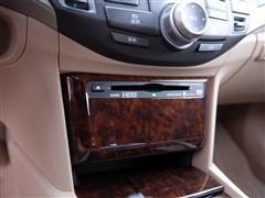 中型車銷量王PK 2010款雅閣對比凱美瑞