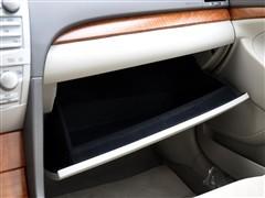 中型車(chē)銷(xiāo)量王PK 2010款雅閣對(duì)比凱美瑞