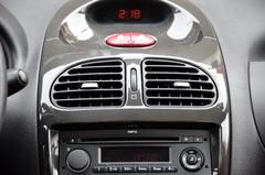 "紅色旋風(fēng)來襲" 測試東風(fēng)雪鐵龍C2 VTS