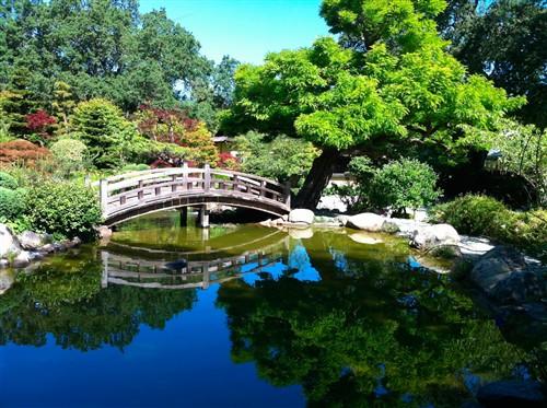 �O���O�� iPhone 4(32G) �ӏ��D