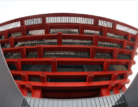 ���~���R�^���ǔzӰ������һ�N���V�ǵ������R�^�����~�ۡ��е��Ї��^���e��һ��Ȥζ��